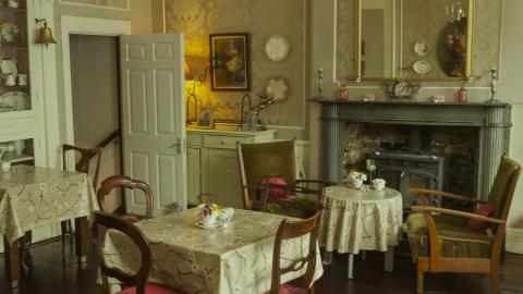 Mary Annes Tea Room Int1